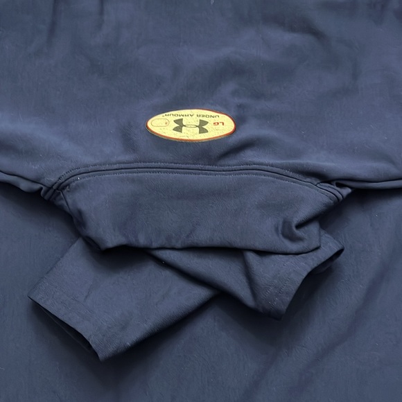 Under Armour running shirt. LG - Picture 6 of 6